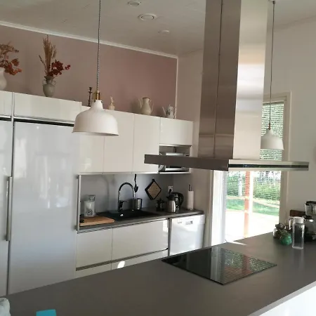 Puistola & Sauna, Near Santa's Village 로바니에미